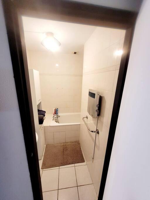 Appartement 2 Chambres Centre Ville Au Calme ヴァランス エクステリア 写真