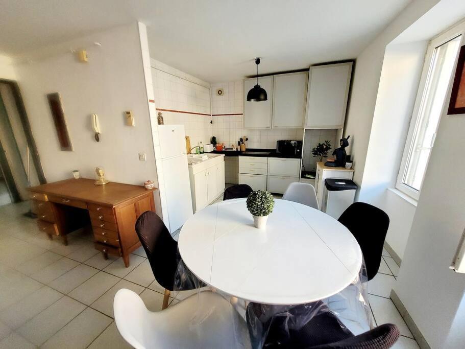 Appartement 2 Chambres Centre Ville Au Calme ヴァランス エクステリア 写真